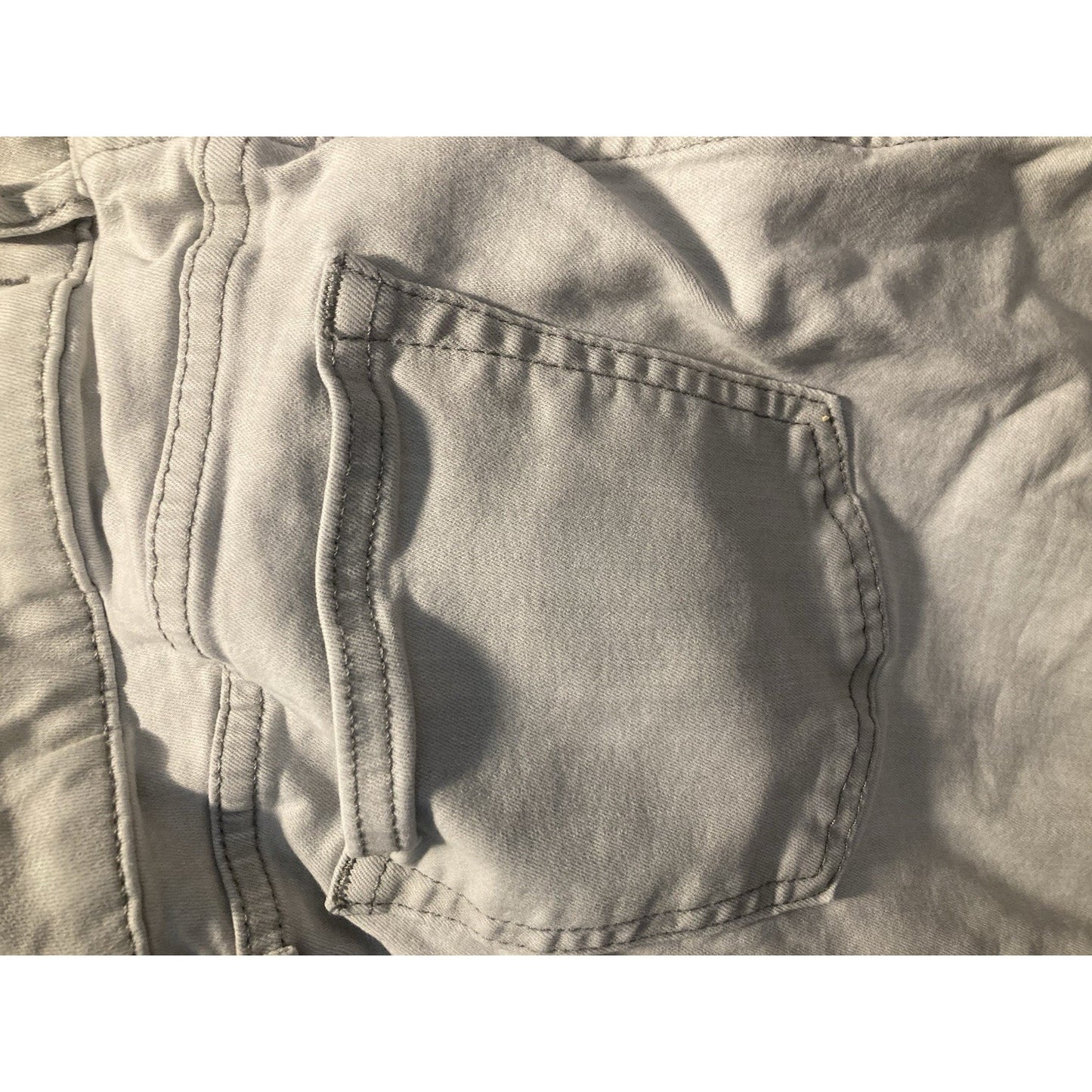 Express Men’s Skinny Fit 5 Pocket Light Gray Stretch Jeans- Size 33x30