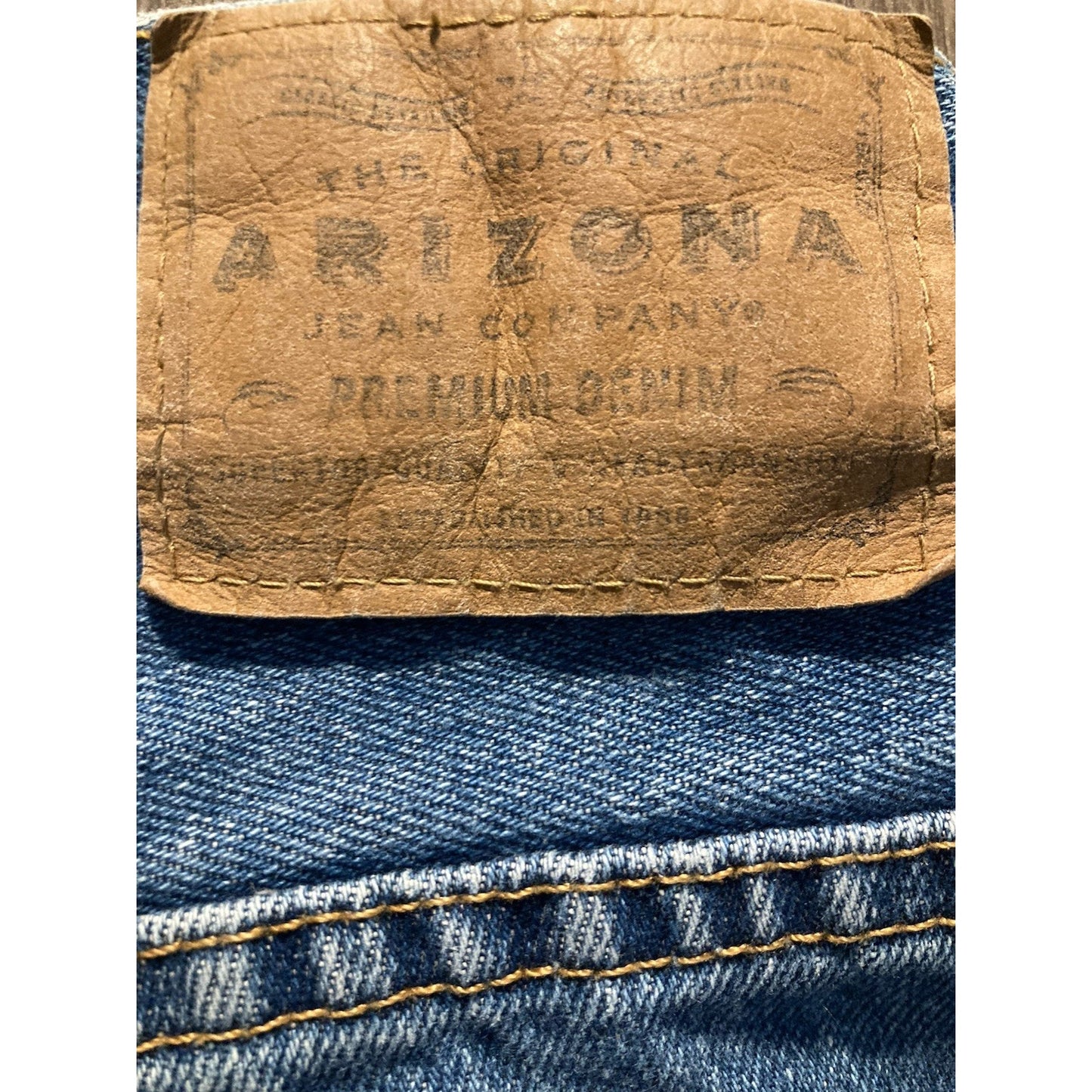 Arizona Cutoff Shorts Jorts Mens Womens Jean Shorts Size 32 5 Denim Fringe