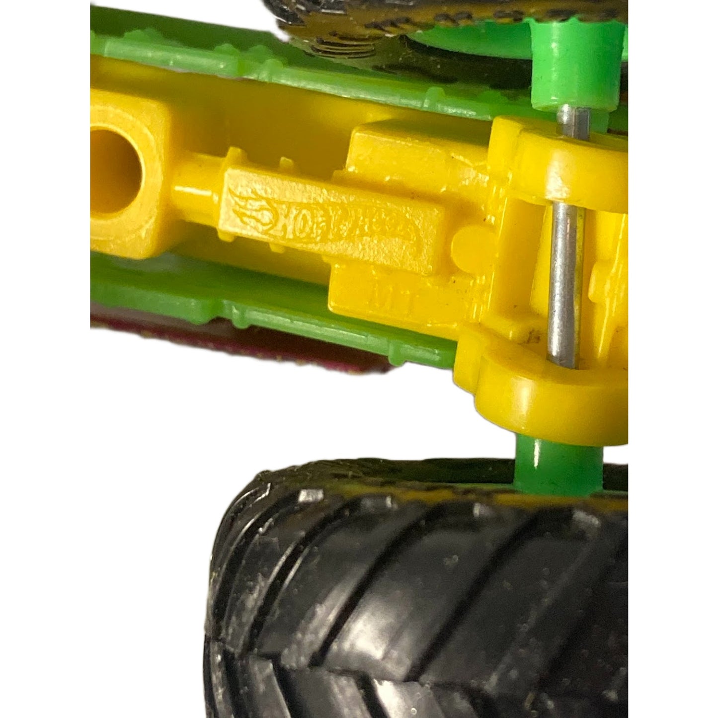 Monster Jam Torque Terror 1:64 Monster Truck Hot Wheels Neon Shockers