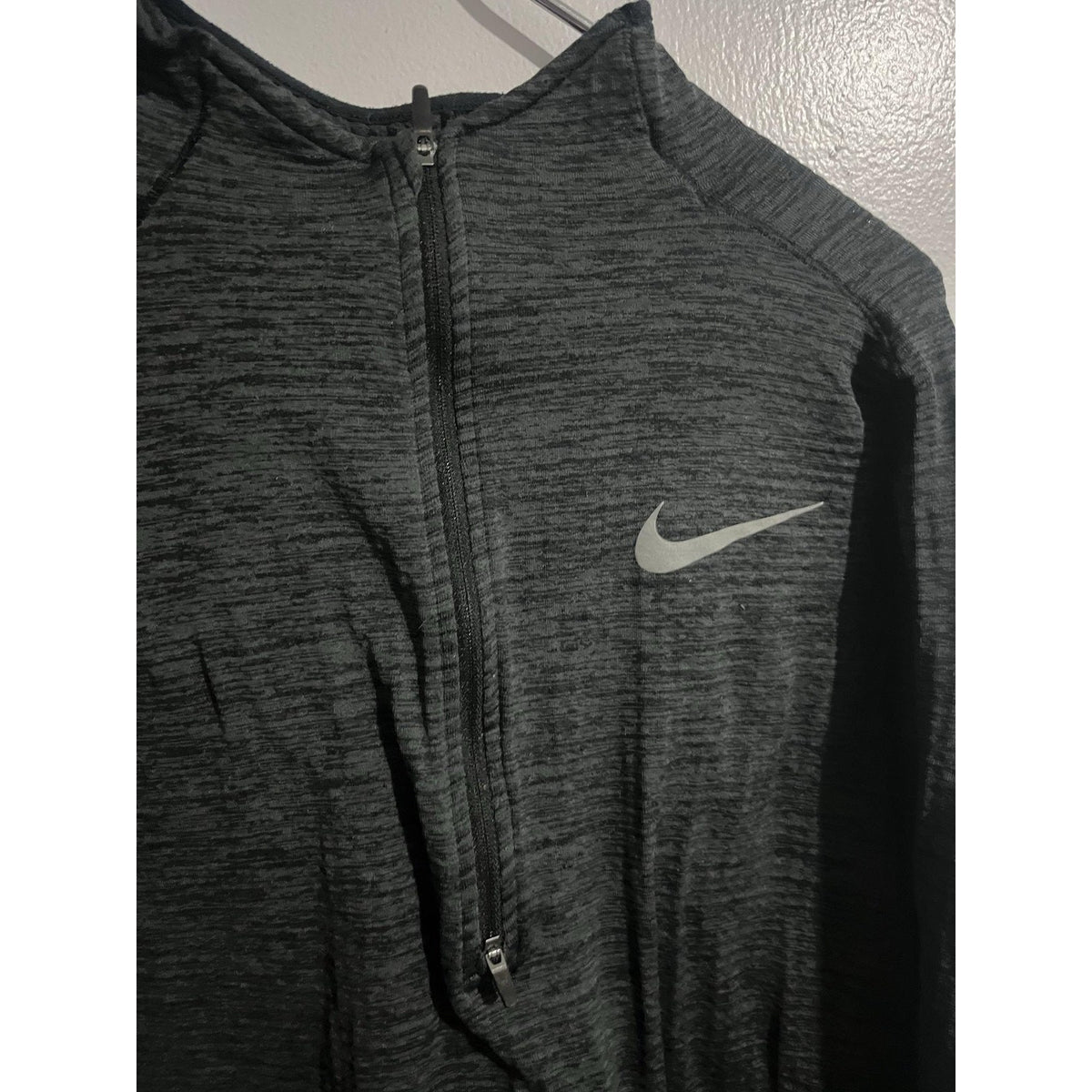 Nike Pullover Mens XL Gray Mock Neck 1/4 Zip Dri-FIT Reflective Pockets