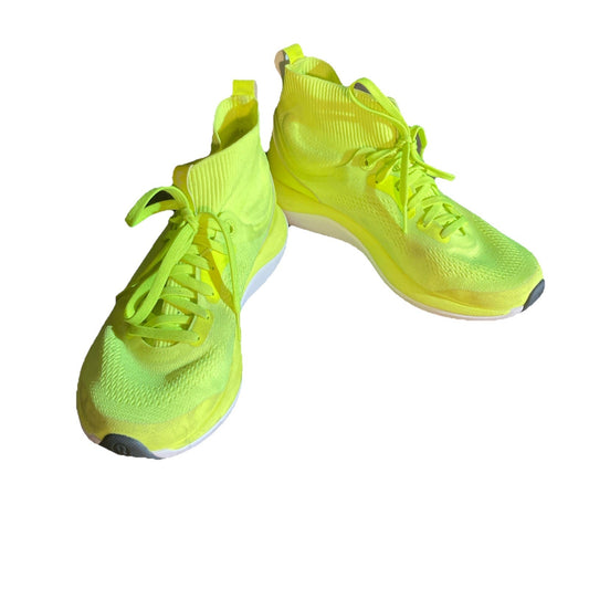 Lululemon Chargefeel Mid Workout Athletic Shoe Yellow Size 7 Woman’s Used