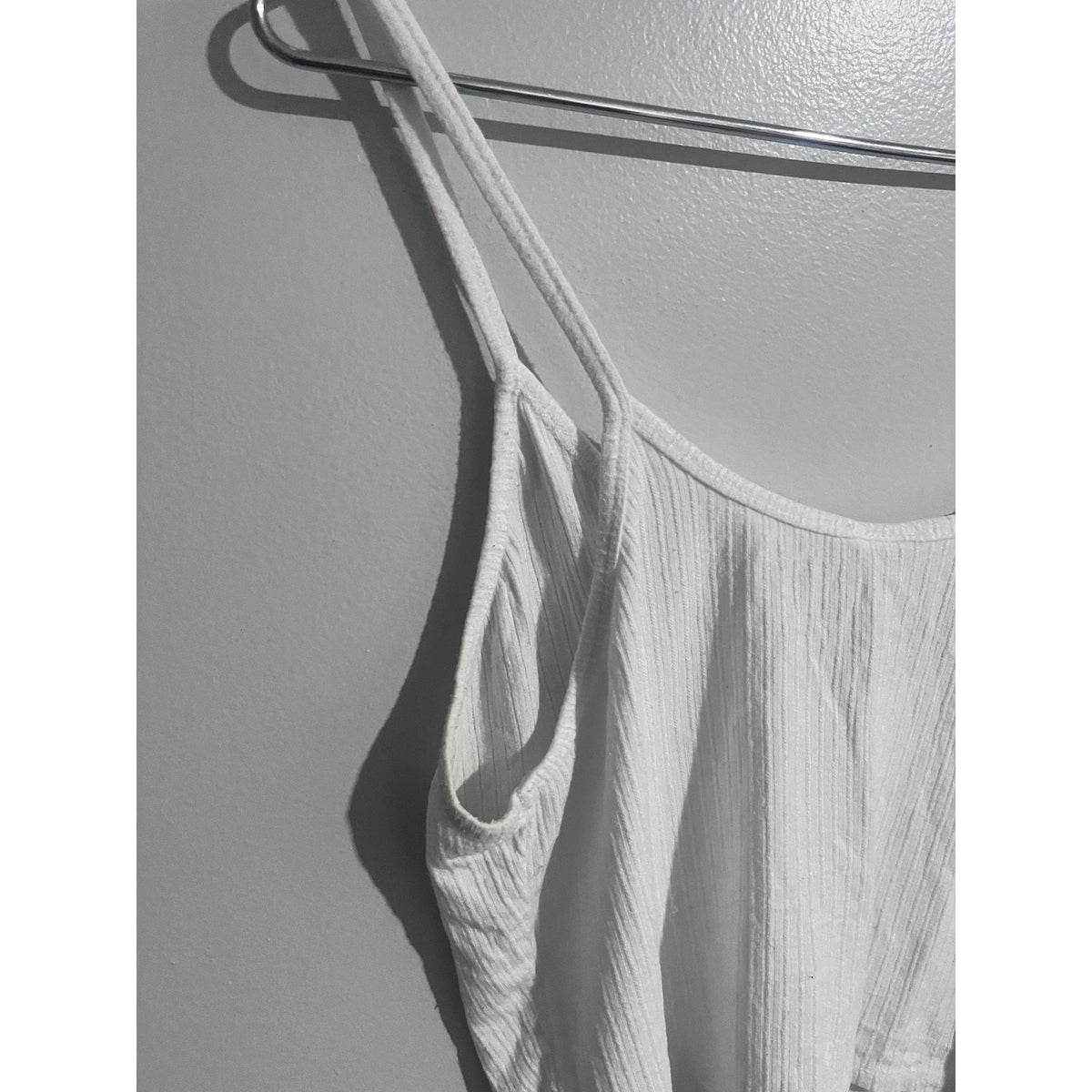 Destined Tank Womens XL White V-Neck Strappy Ribbed Knit Stretch Casual Summer