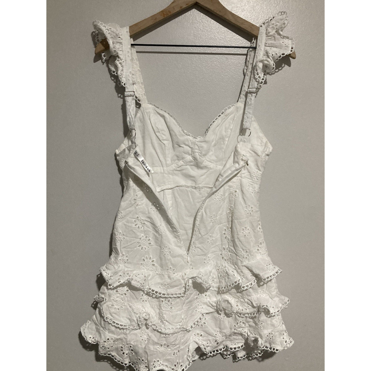 Indikah Womens Dress Size 6 XS White Eyelet Floral Sweetheart Mini Sleeveless