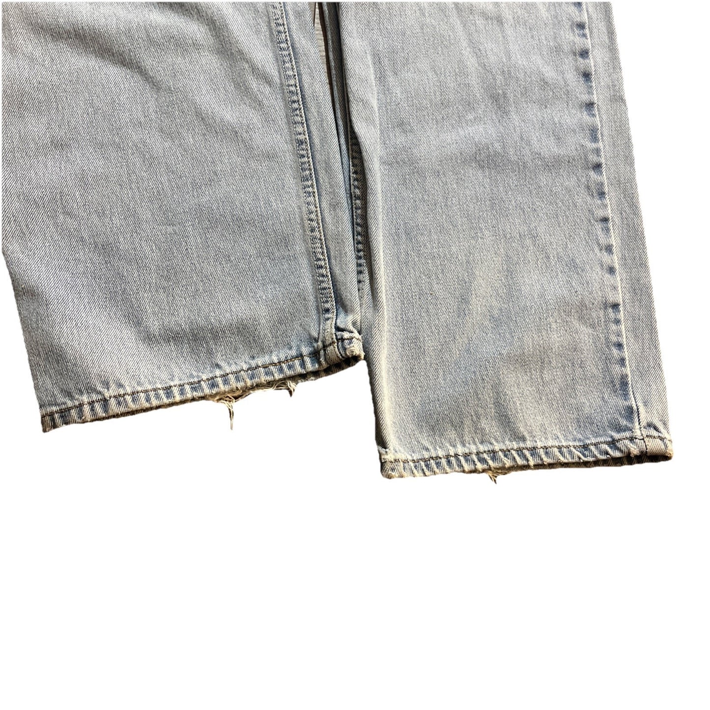 Levi’s 550 Relaxed Fit Jeans Men’s 42/34 Light Denim thrashed