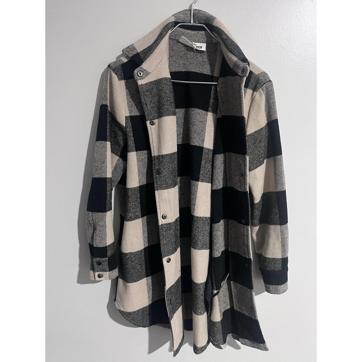 STEVE MADDEN Jacket Womens S Beige Check Tweed Collared Pockets Snap Mid-Length