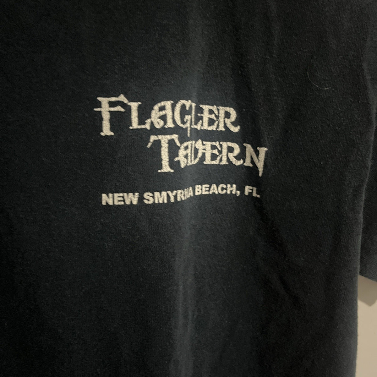 Rare Flagler Tavern biker graphic motorcyc New Smyrna Beach 100% Cotton T-Shirt