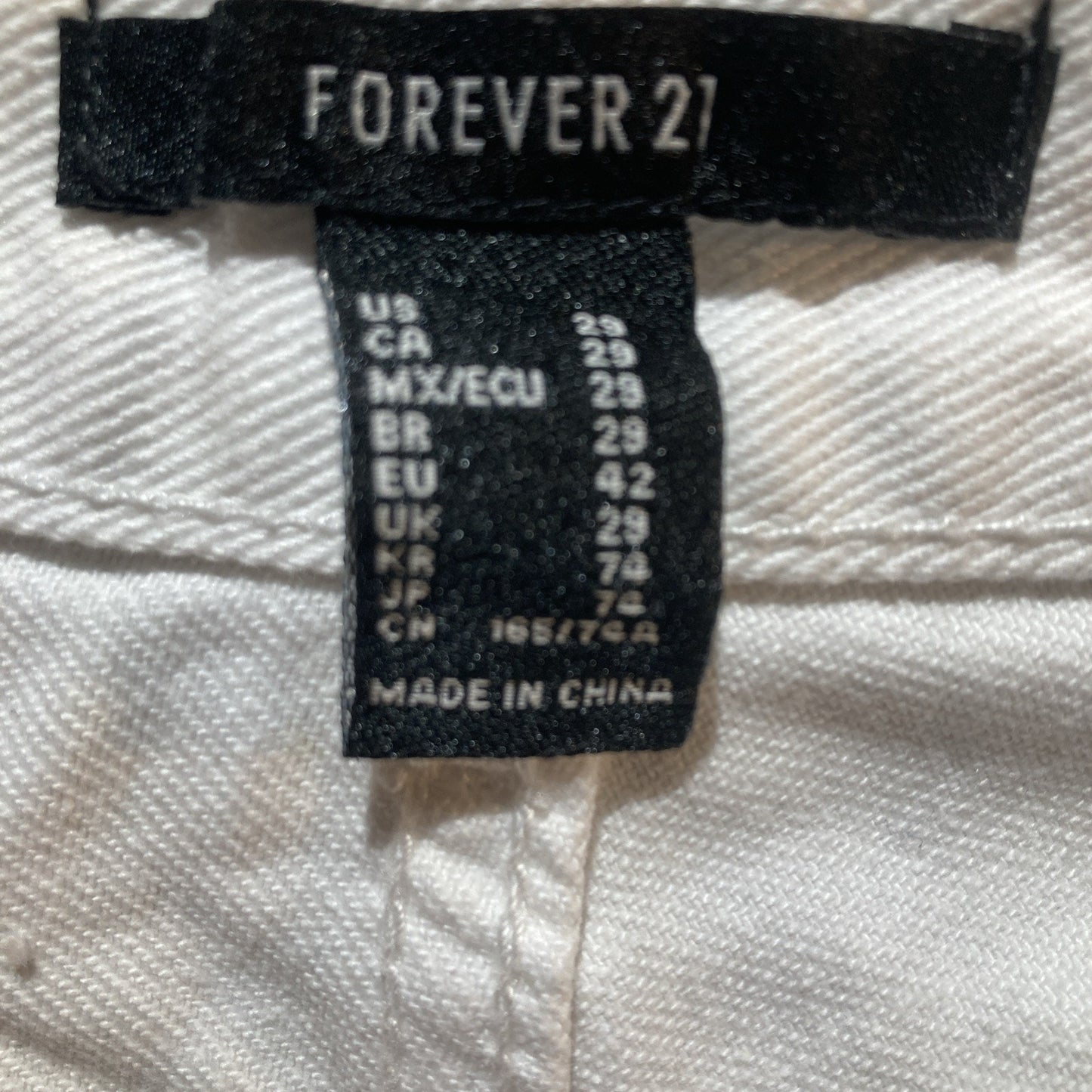 Forever 21 Women's White Denim Shorts Raw Hem Distressed Size 29