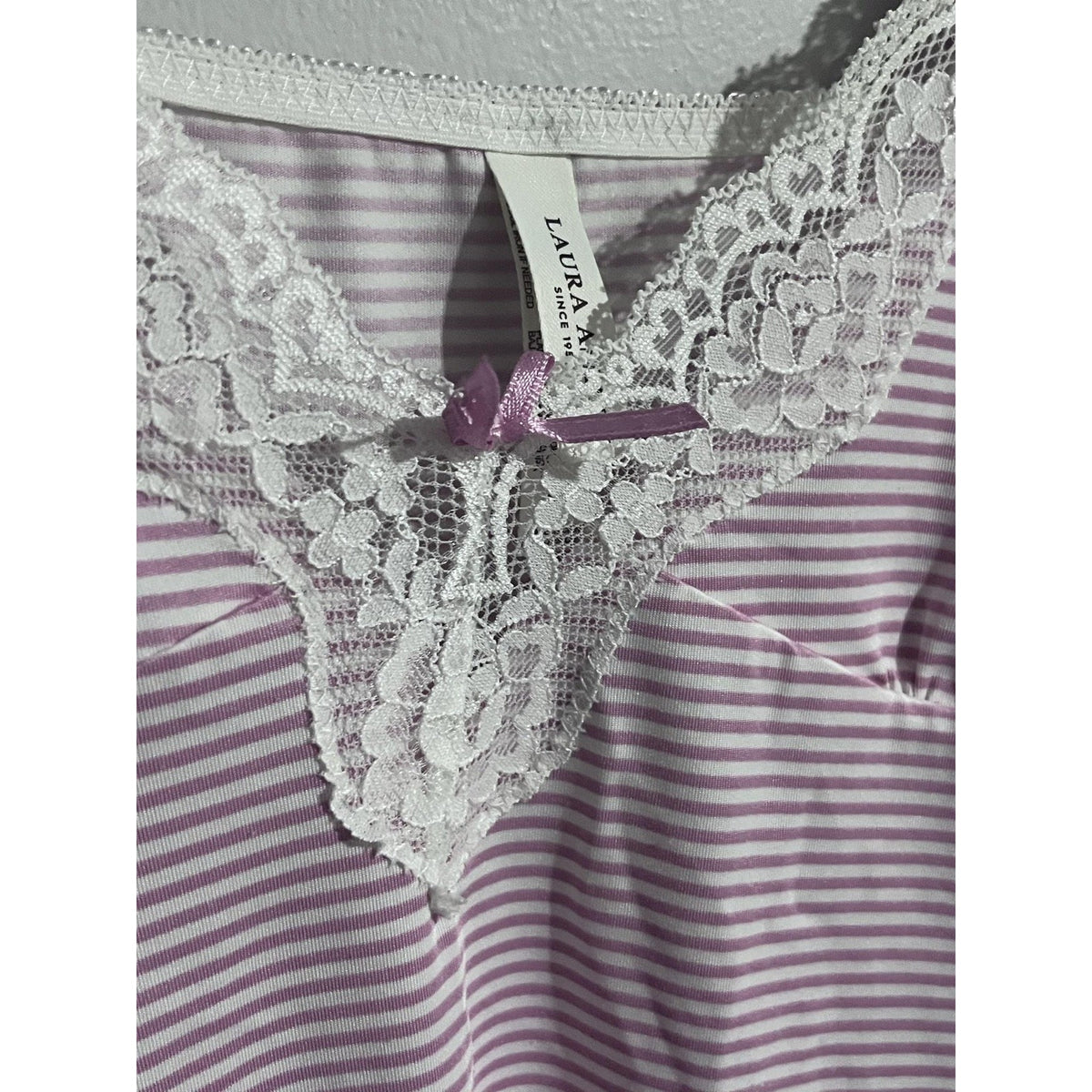 Laura Ashley Gown Chemise Womens M Pink Striped V-Neck Lace Trim Bow Leg Slit