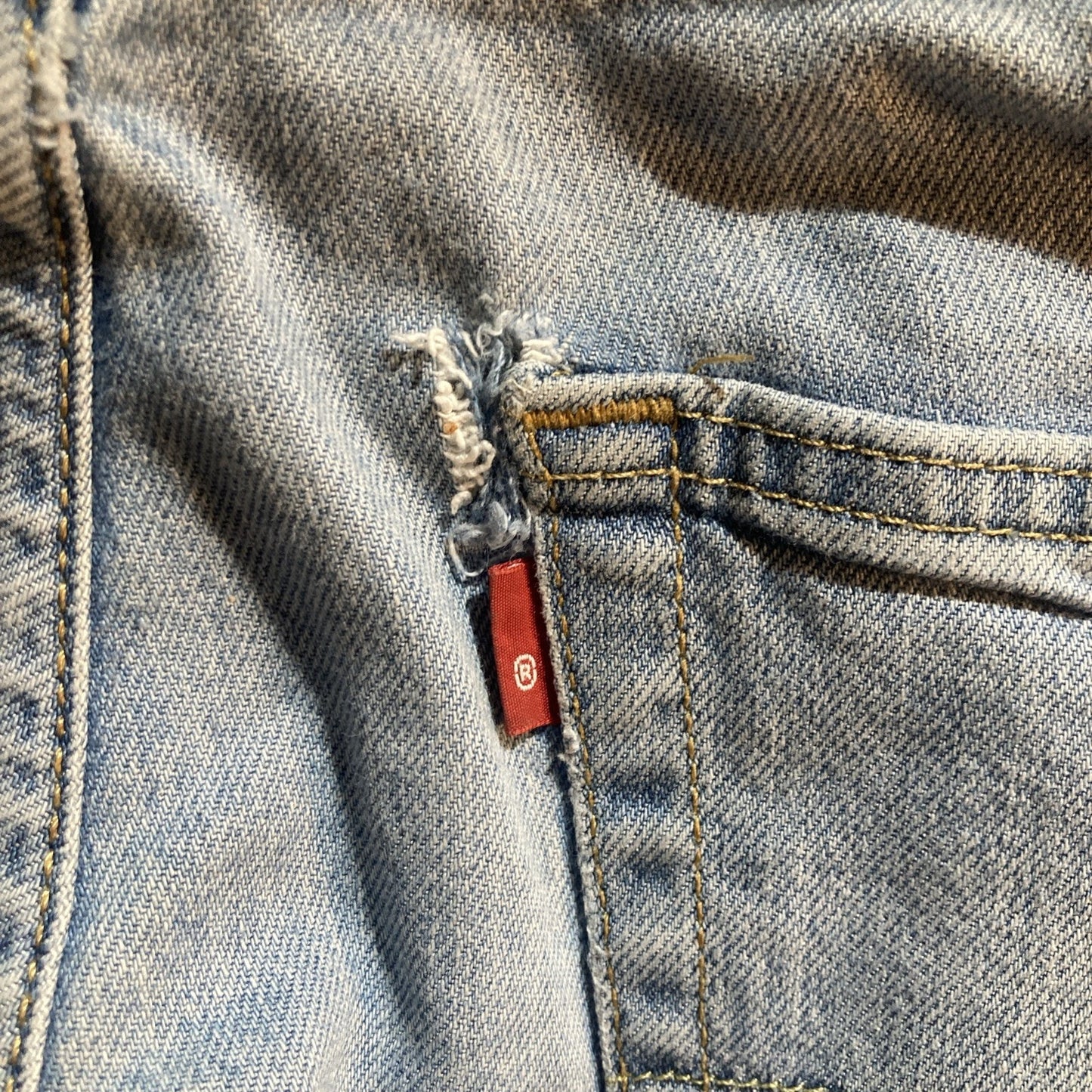 Levis Light Blue Wash Denim Thrashed Y2K Vibe 512 36x32 Jeans