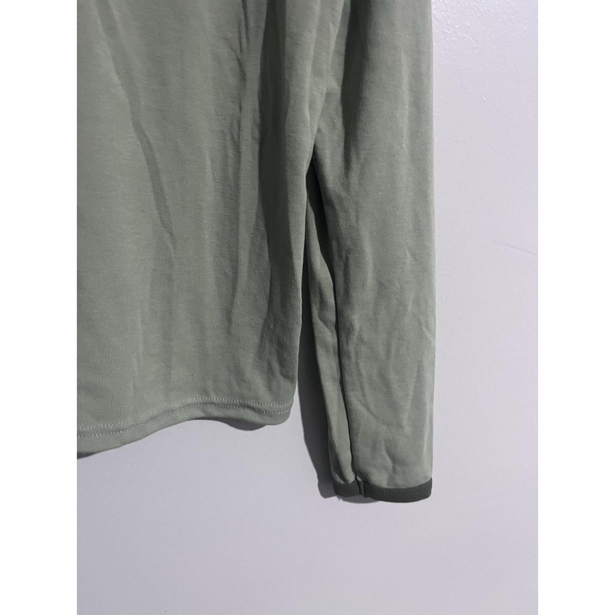 DAZY T-Shirt Womens M Green Ringer Crew Neck Long Sleeve Stretch Jersey Casual