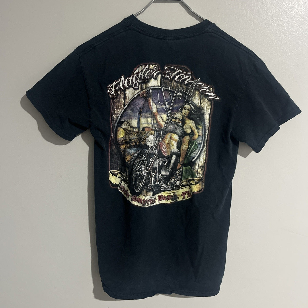 Rare Flagler Tavern biker graphic motorcyc New Smyrna Beach 100% Cotton T-Shirt