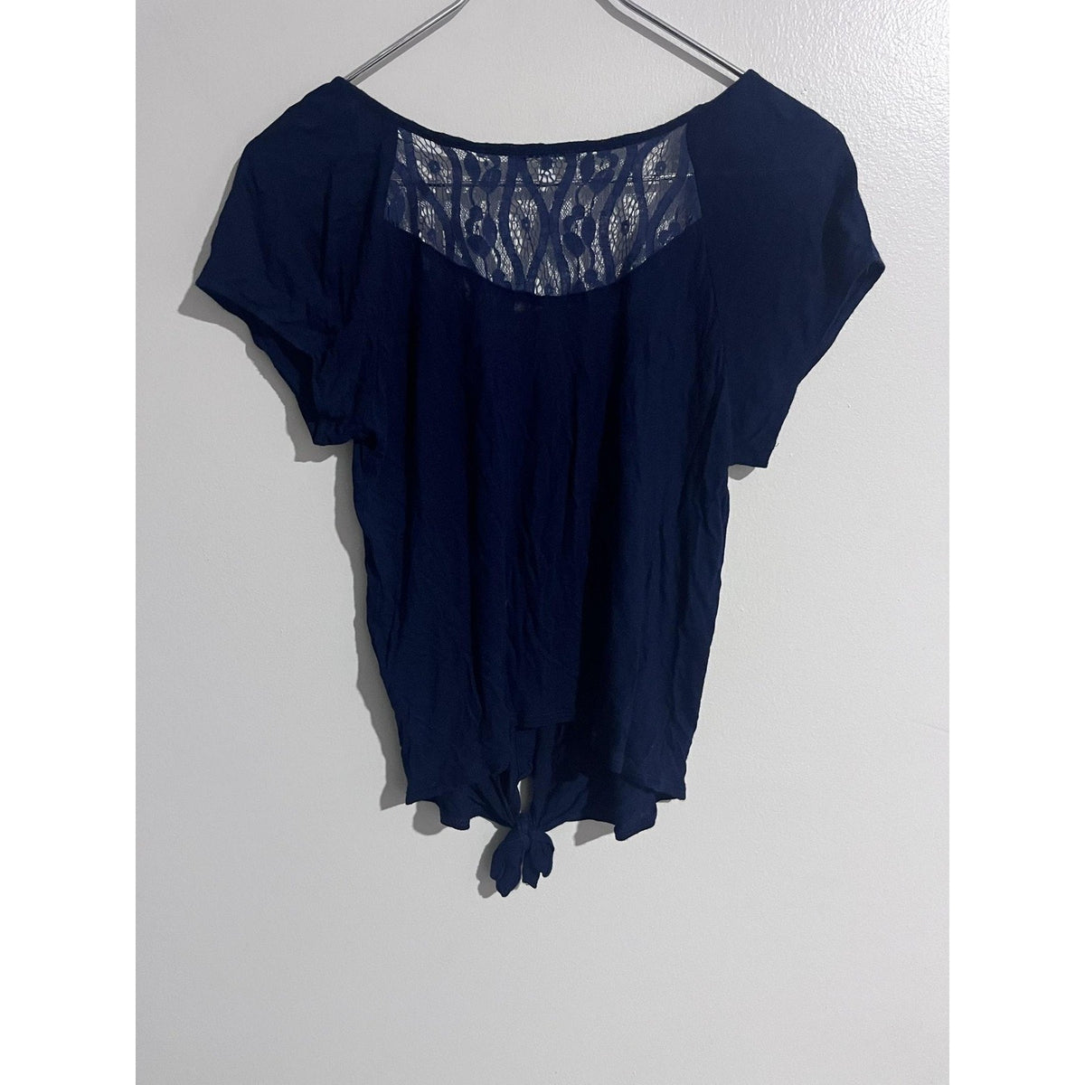 Charlotte Russe Button-Up Womens M Blue Cropped Scoop Neck Lace Tie Front