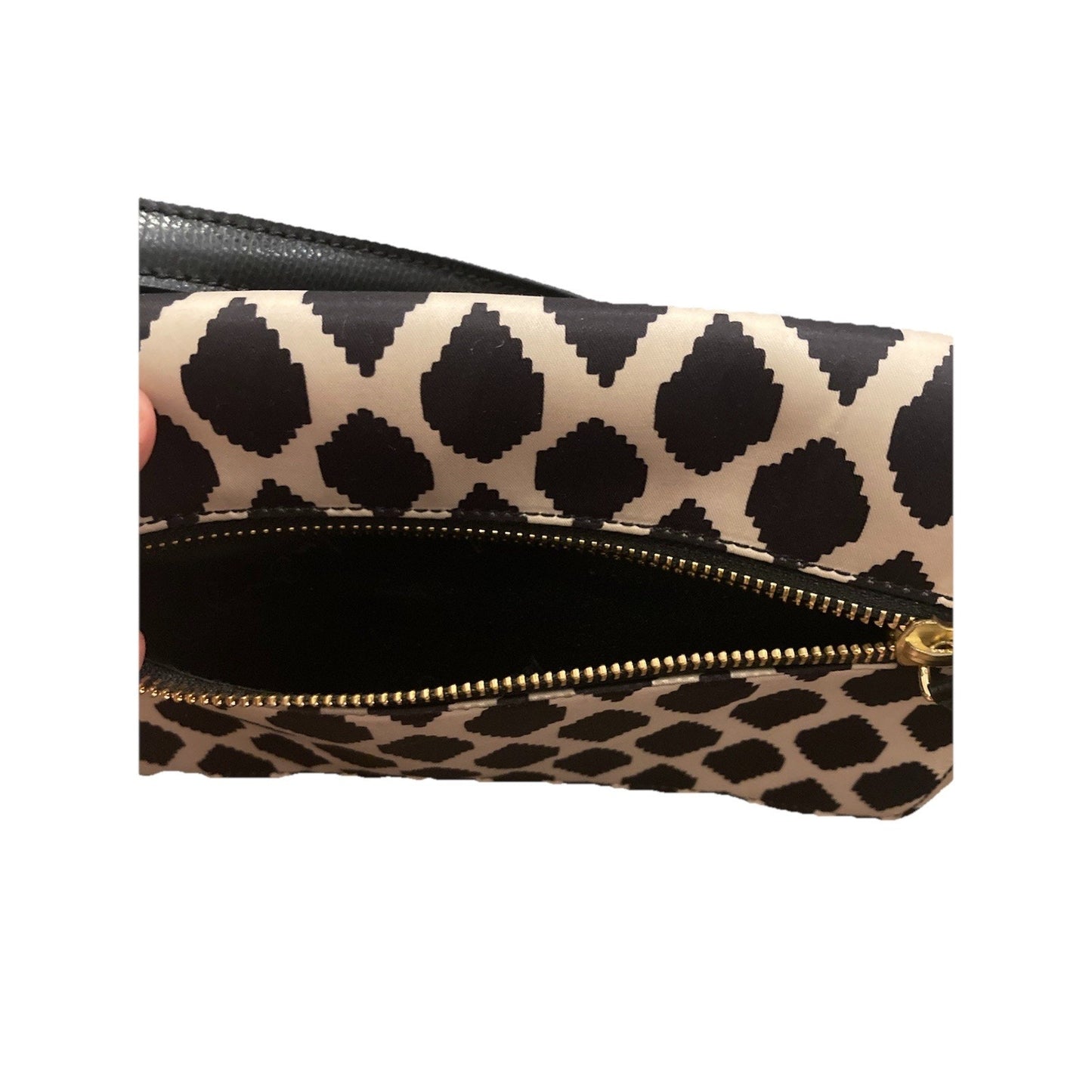 VERA BRADLEY Tess Crossbody Flap Purse Ikat Spots Black & Cream 15624-368481