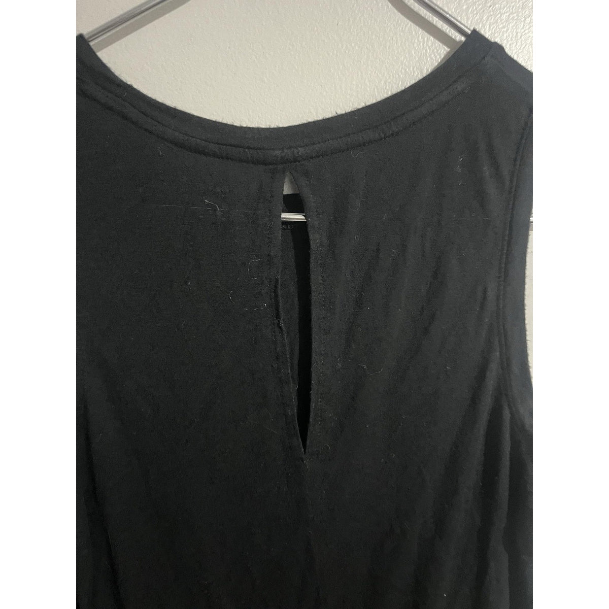 Halogen Tank Womens XS Black Crew Neck Jersey Back Slit Lightweight Stretch
