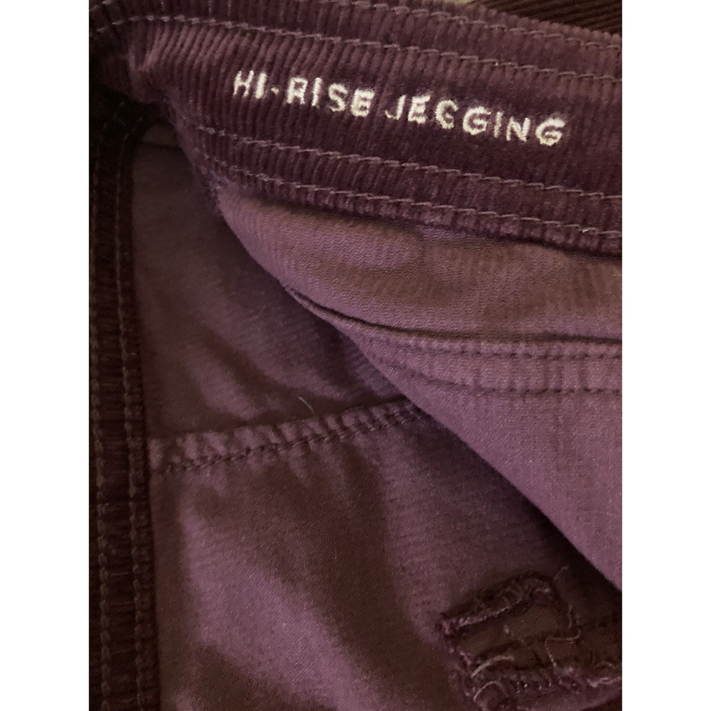 American Eagle Womens Y2K Burgundy Corduroy Jegging Pants Super Stretch Size 6