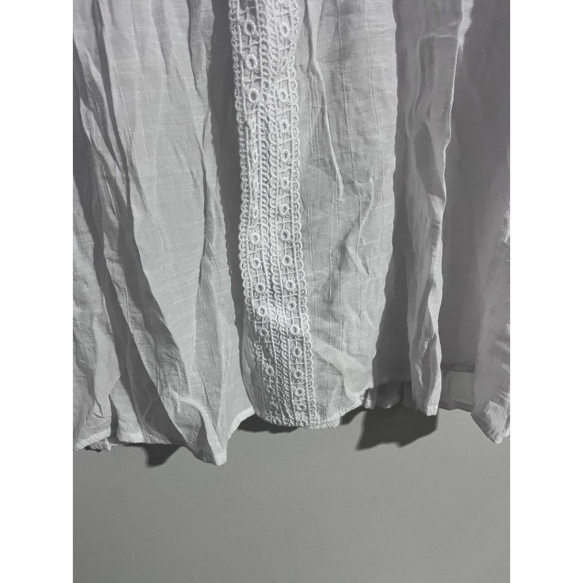 Counterparts Blouse Womens L White Tunic V-Neck Crochet Lightweight Boho Rayon