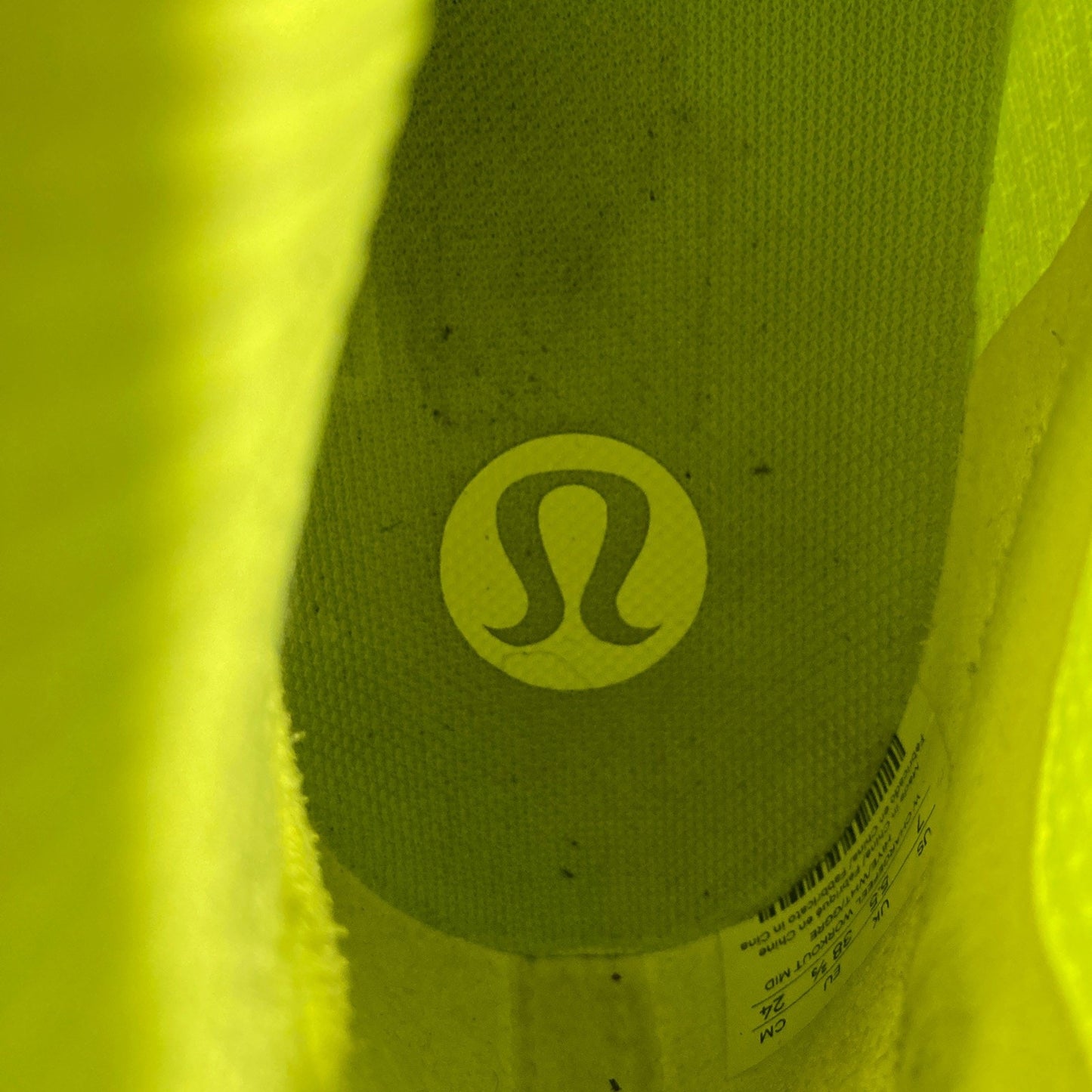 Lululemon Chargefeel Mid Workout Athletic Shoe Yellow Size 7 Woman’s Used