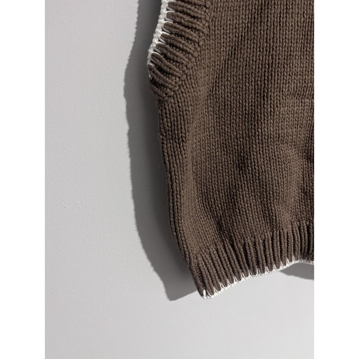Le Lis Collection Vest Womens M Brown Chunky-Knit Crochet Trim Sleeveless