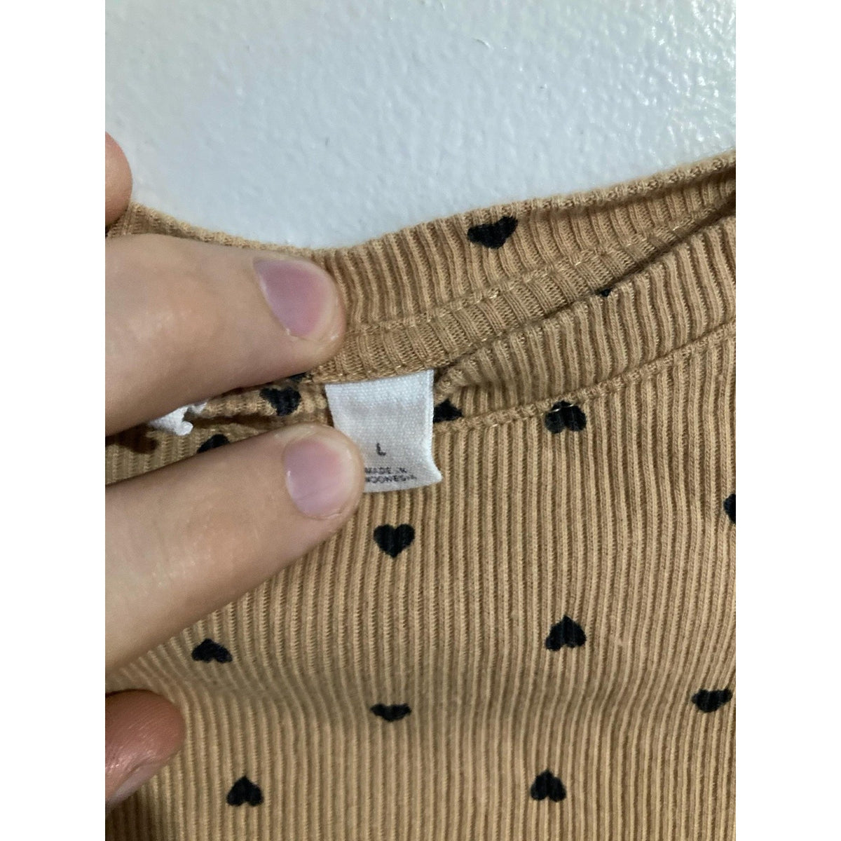 GAP Kids Shirt Girls 10-11 Years Beige Ribbed Long Sleeve Heart Print Ruffle