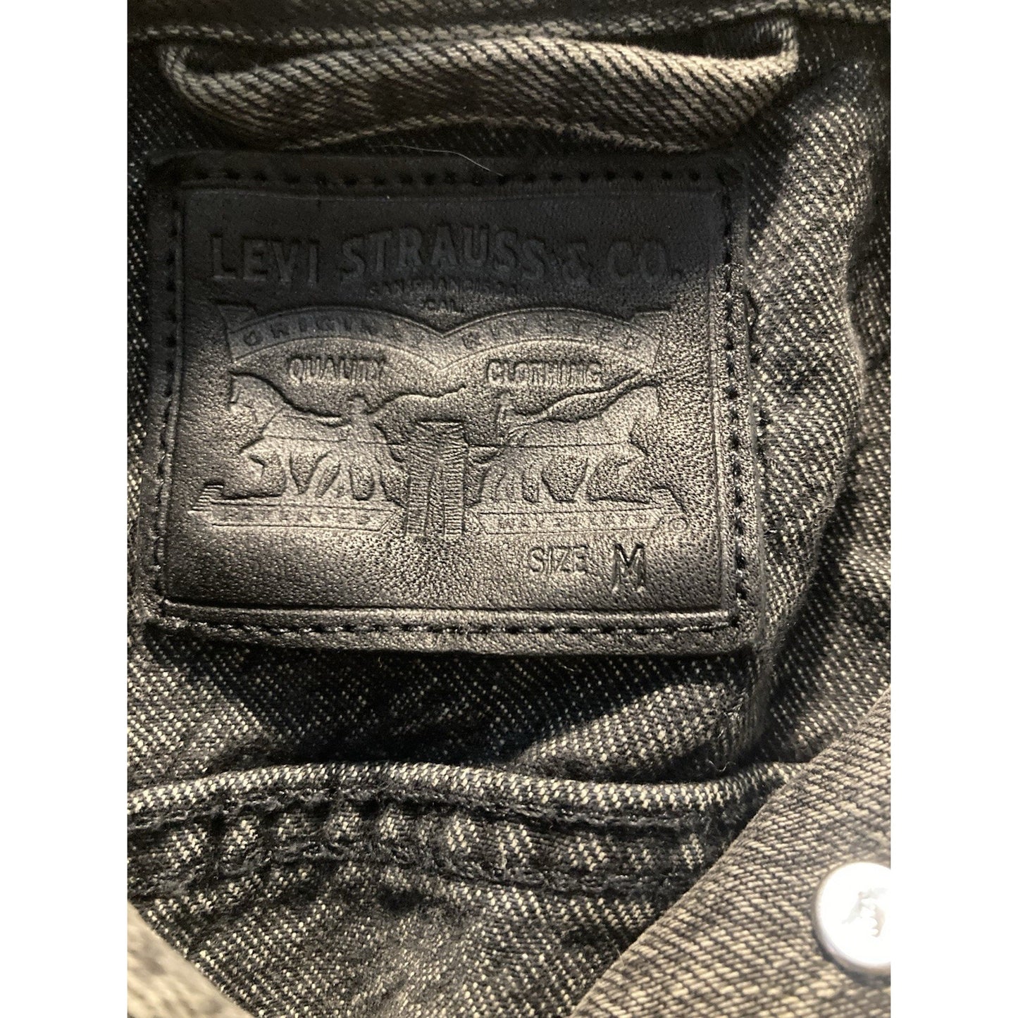 Levi's Jacket Womens M Acid Wash Black Grey Denim Trucker Button Front Classic
