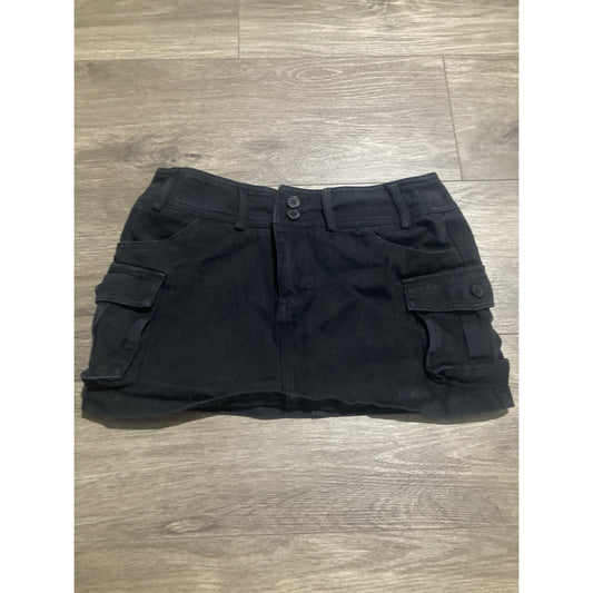 Edikted Denim Skirt Women’s Size Small Black Cargo Denim Mini Skirt With Buttons
