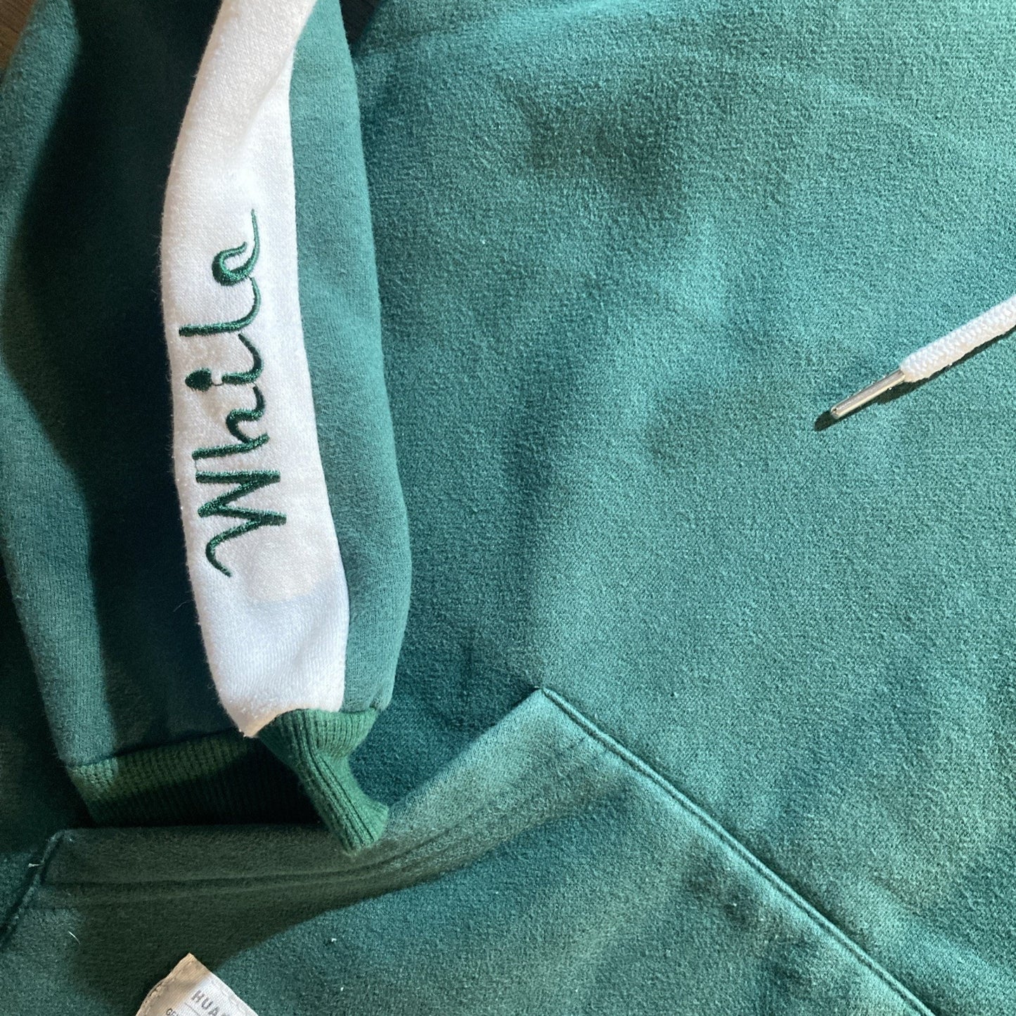 Shandoo While Green And White Hoodie With Side Hit On Arm Sz XL