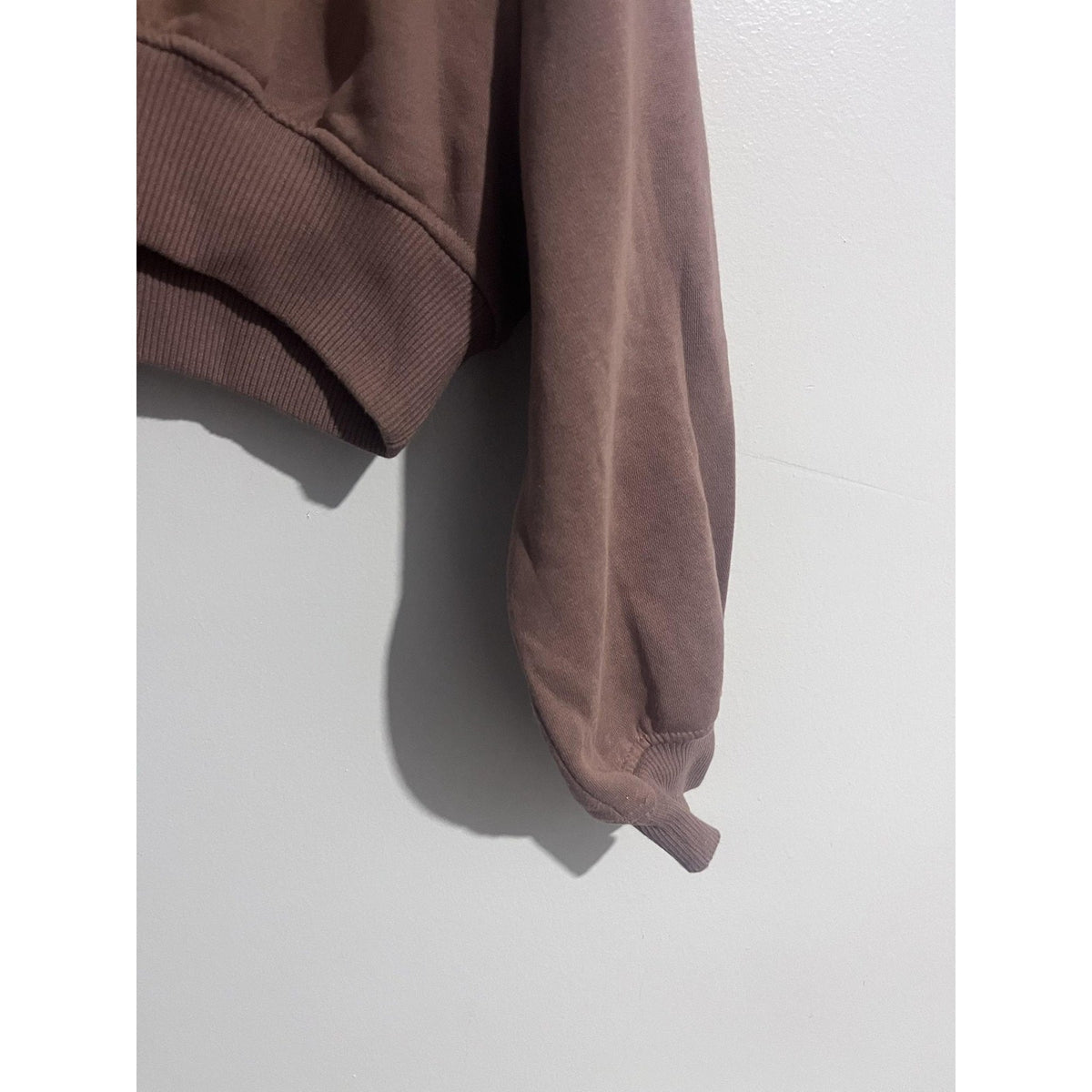 BP. Sweatshirt Teens S Brown Cropped Pullover Crew Neck Fleece Relaxed Casual