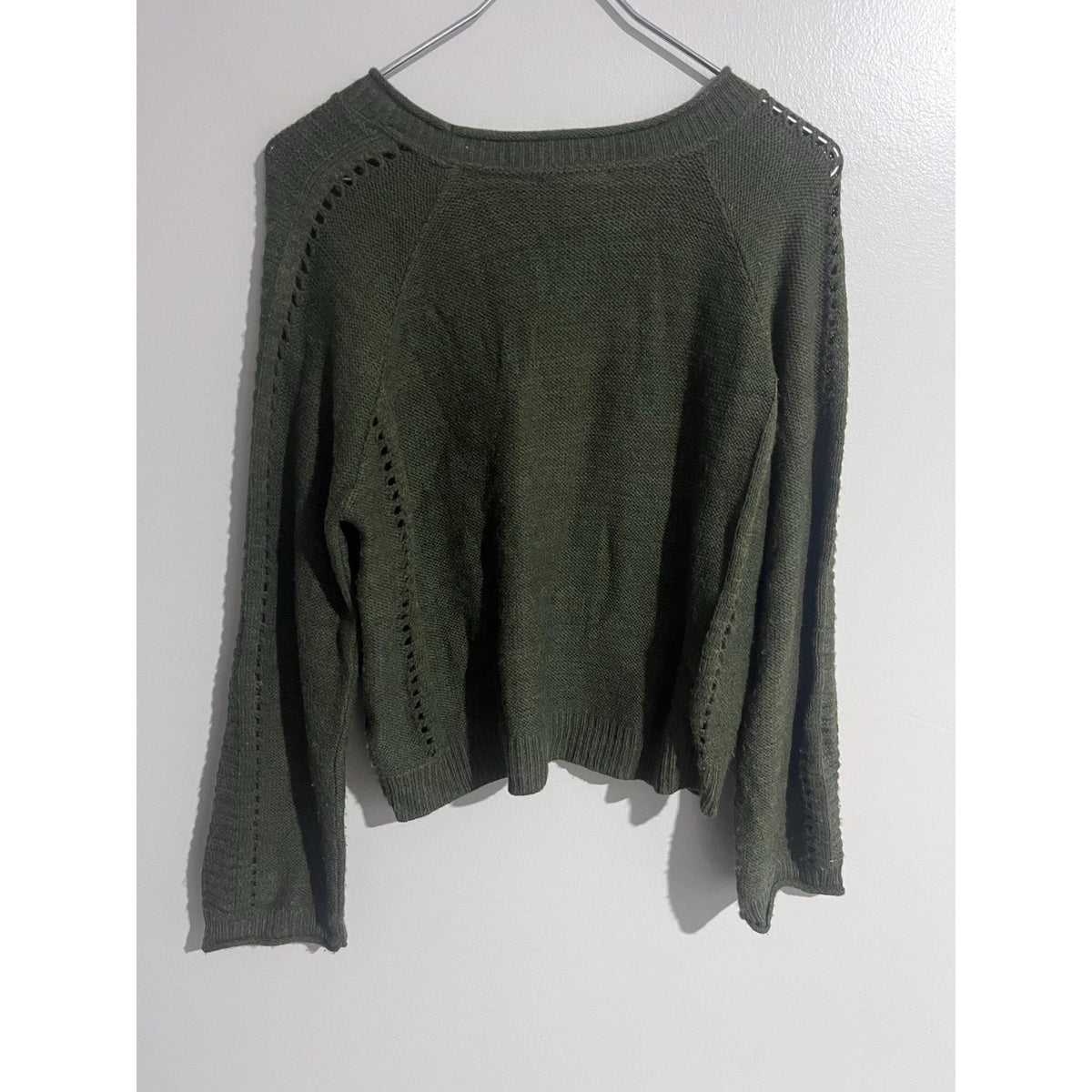 A.n.a Sweater Womens M Green Cable-Knit Crew Neck Pullover Lightweight Stretch
