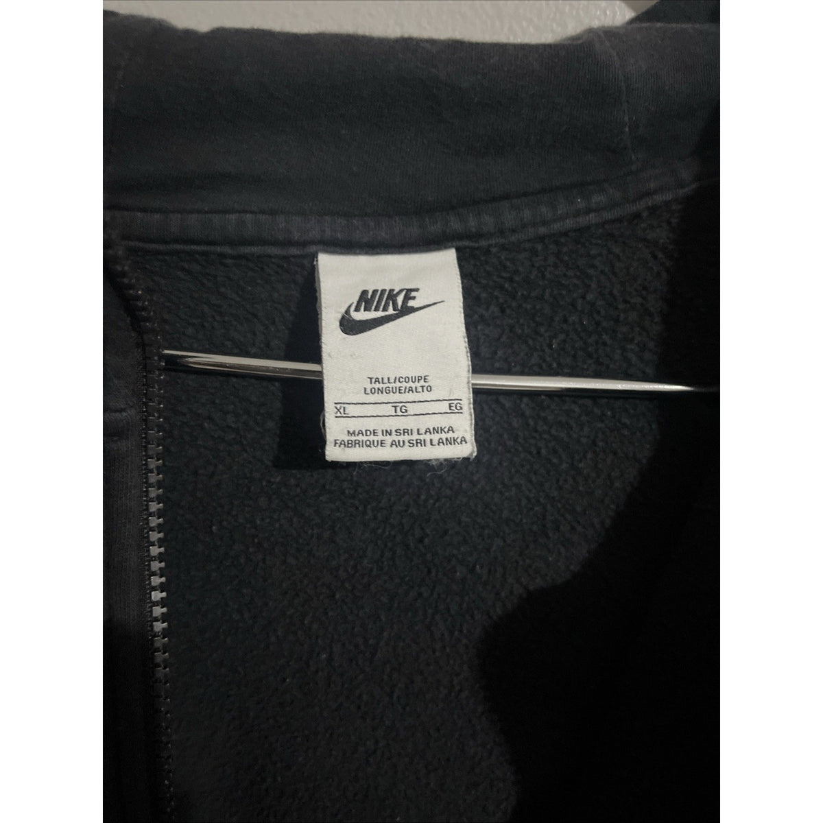 Nike Hoodie Mens XL Black Full Zip Fleece Sweatshirt Swoosh Logo Casual