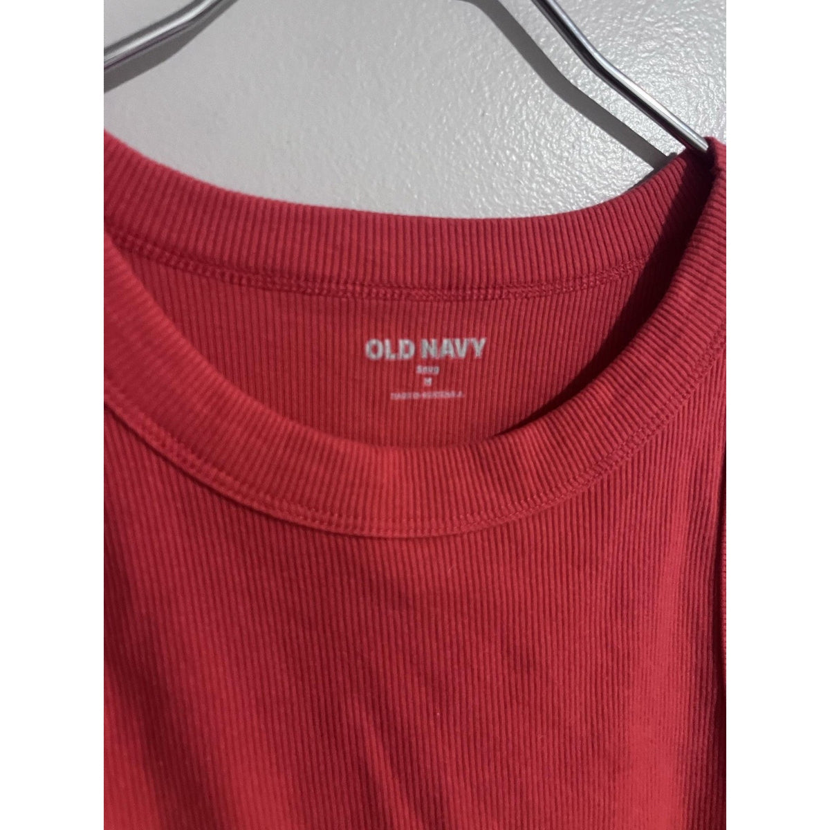 Old Navy Tank Womens M Red Ribbed Knit Slim Crew Neck Stretch Casual Summer