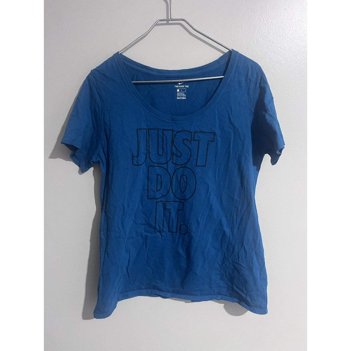 Nike Shirt Womens L Blue Scoop Neck Tagless Athletic Jersey The Nike Tee