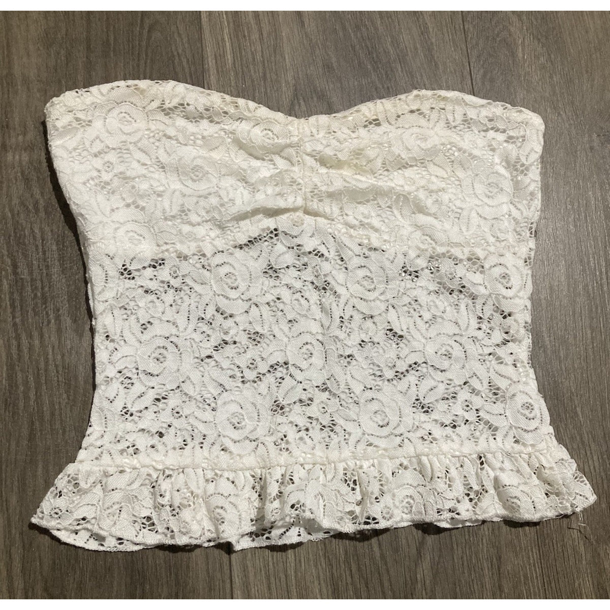 Boohoo Womens Lace Crop Top Sz 4 Bralette White Cream Rose Floral Bandeau Shirt