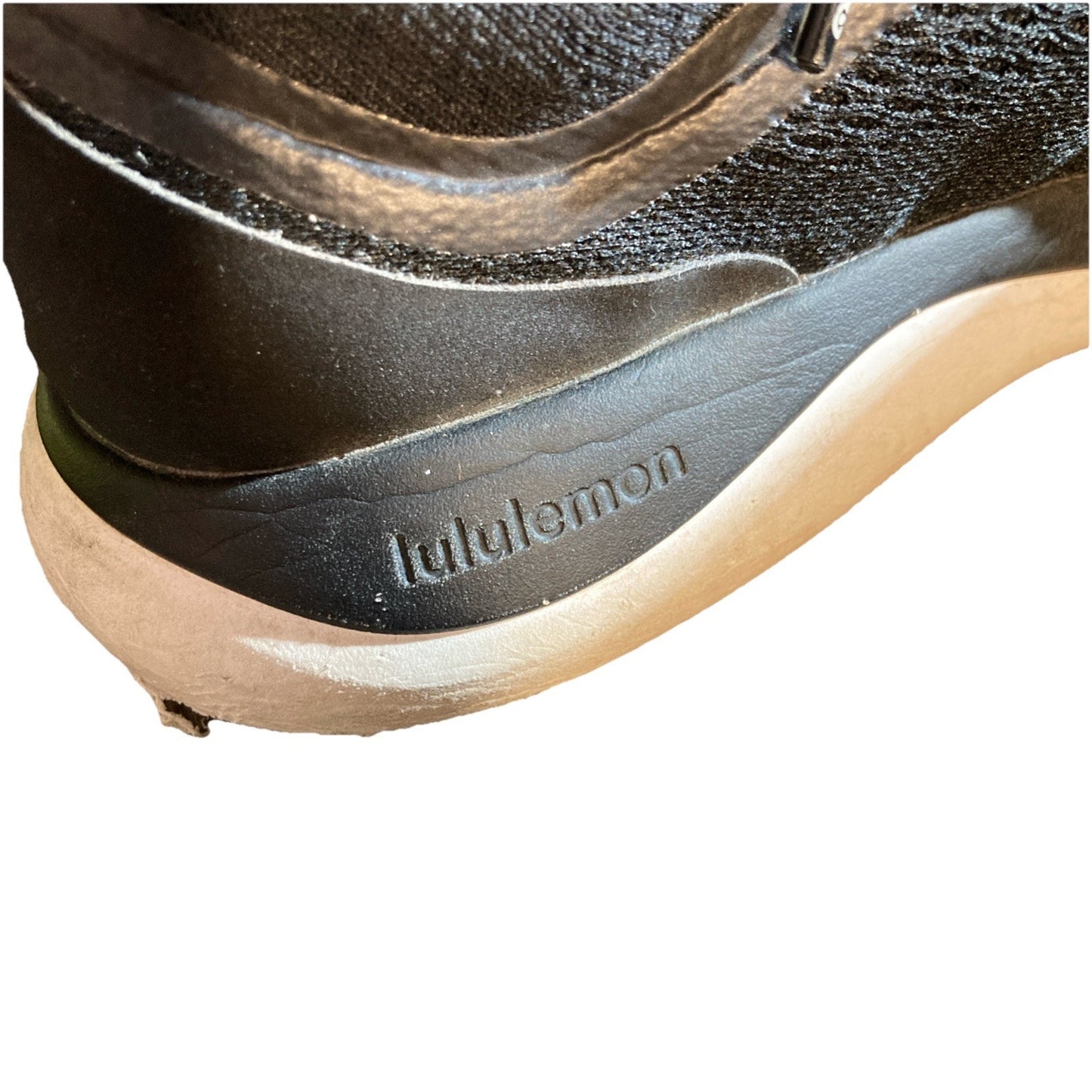 Lululemon Chargefeel Workout Mid Women's Size 7 Black Running shoes Sneakers