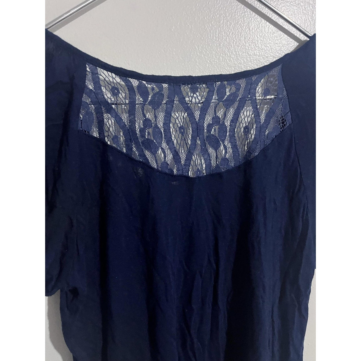 Charlotte Russe Button-Up Womens M Blue Cropped Scoop Neck Lace Tie Front