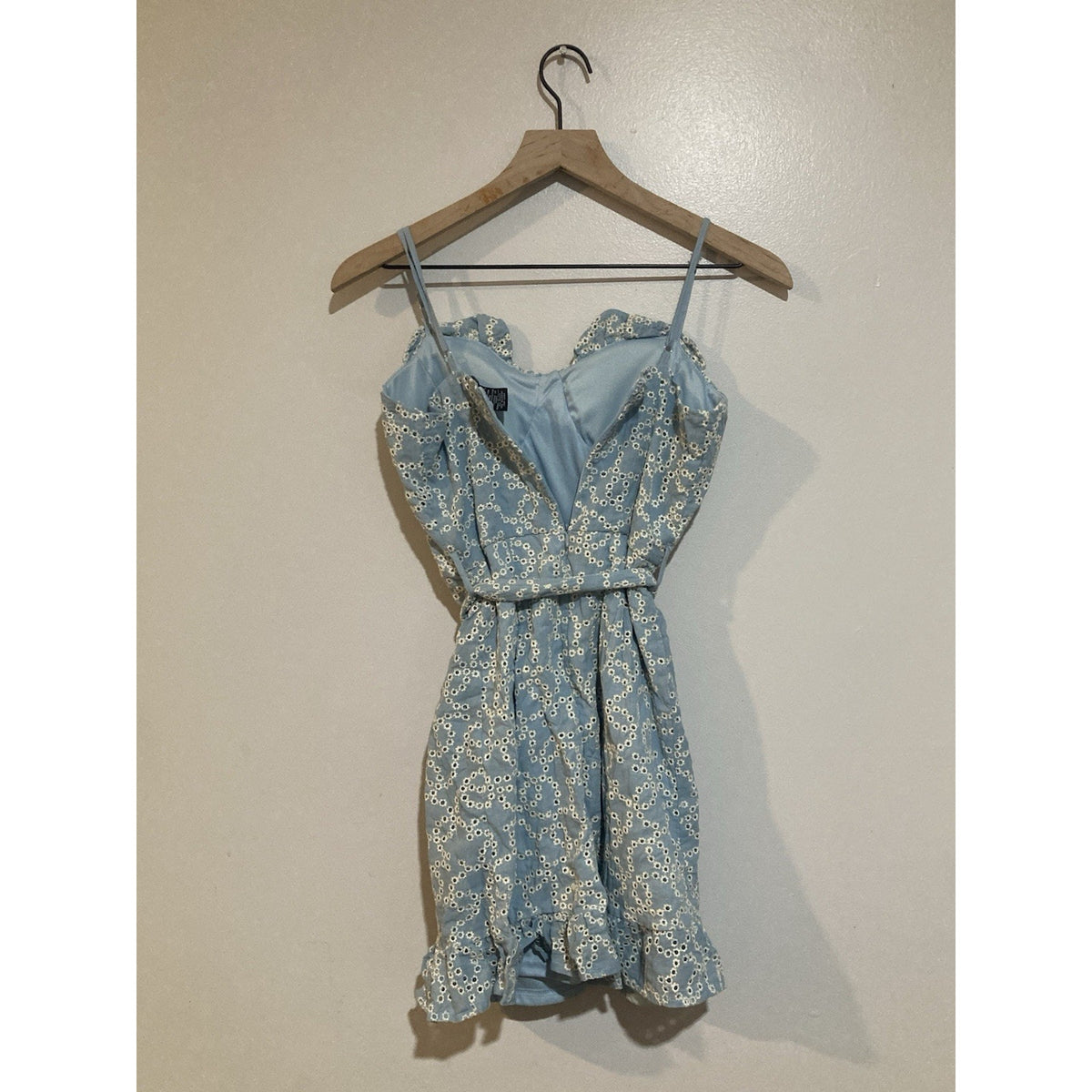 Rue21 Light Blue Eyelet Ruffle Tie Waist Mini Dress Size XS Sundress Baby Blue