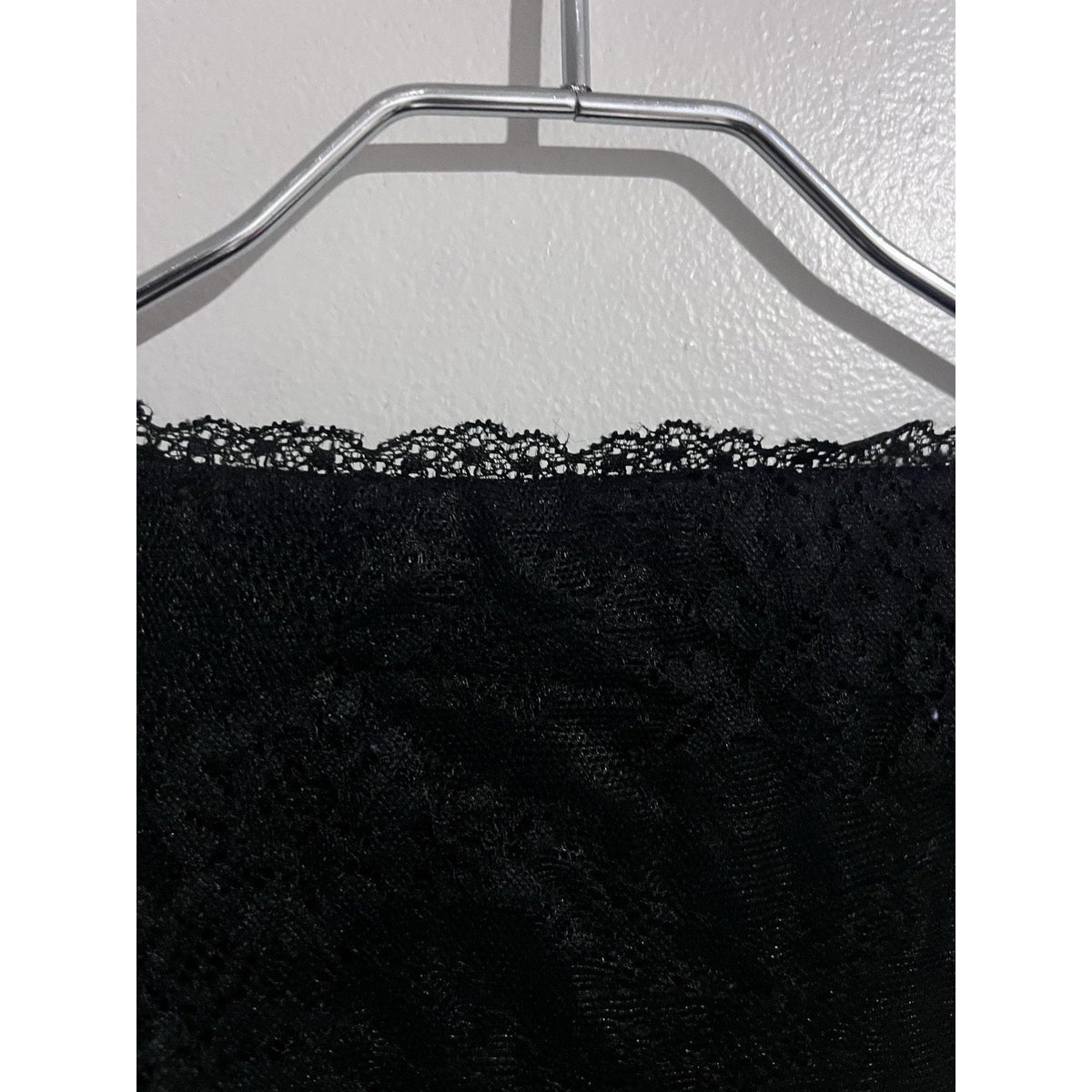 Abercrombie & Fitch Blouse Womens S Black Lace V-Neck Cap Sleeve Lined