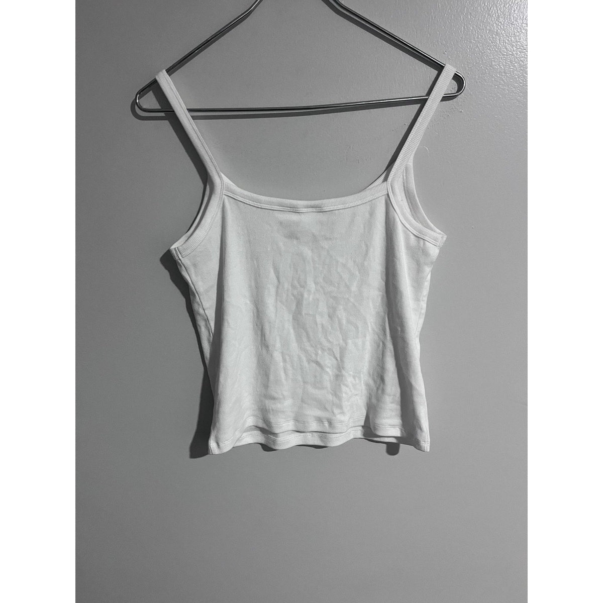 Aritzia Camisole Womens L White Ribbed Knit Scoop Neck Strappy Tank Slim Casual