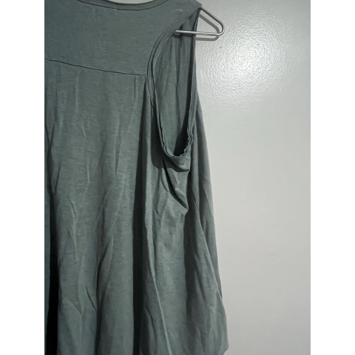 Maurices Tank Womens L Green Tunic V-Neck Jersey Lightweight Stretch Casual