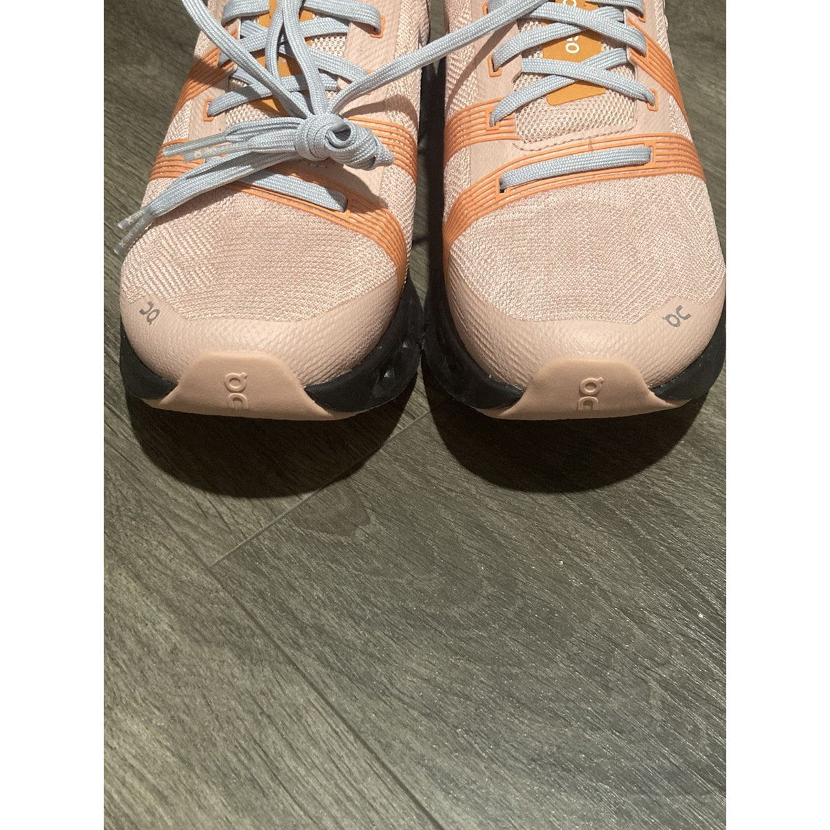 On Cloud Women's Size 8.5 Cloudgo Sneakers