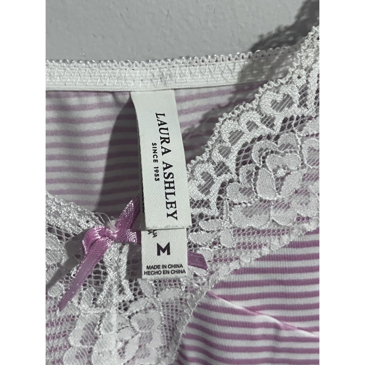 Laura Ashley Gown Chemise Womens M Pink Striped V-Neck Lace Trim Bow Leg Slit