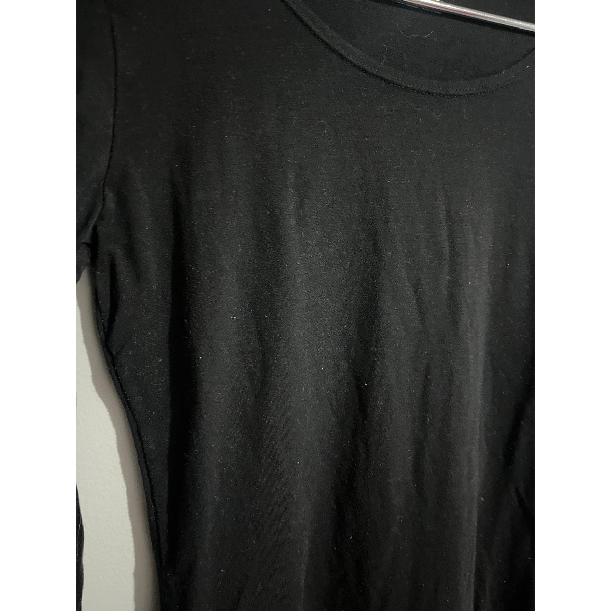 32 Degrees Heat Shirt Womens M Black Scoop Neck Tagless Slim Long Sleeve