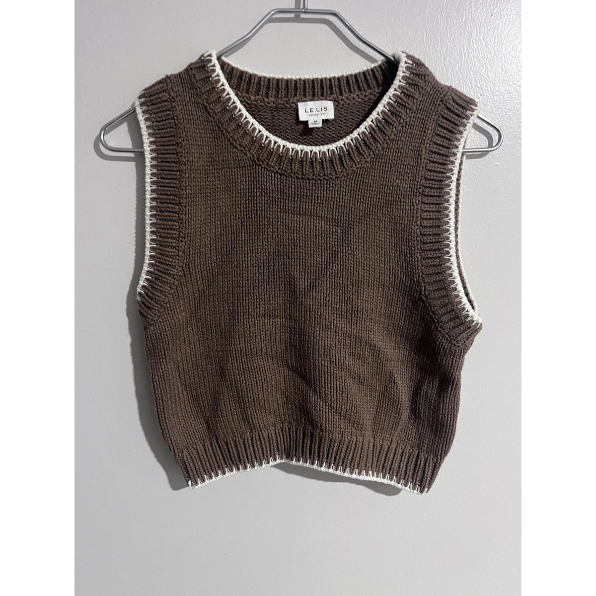 Le Lis Collection Vest Womens M Brown Chunky-Knit Crochet Trim Sleeveless