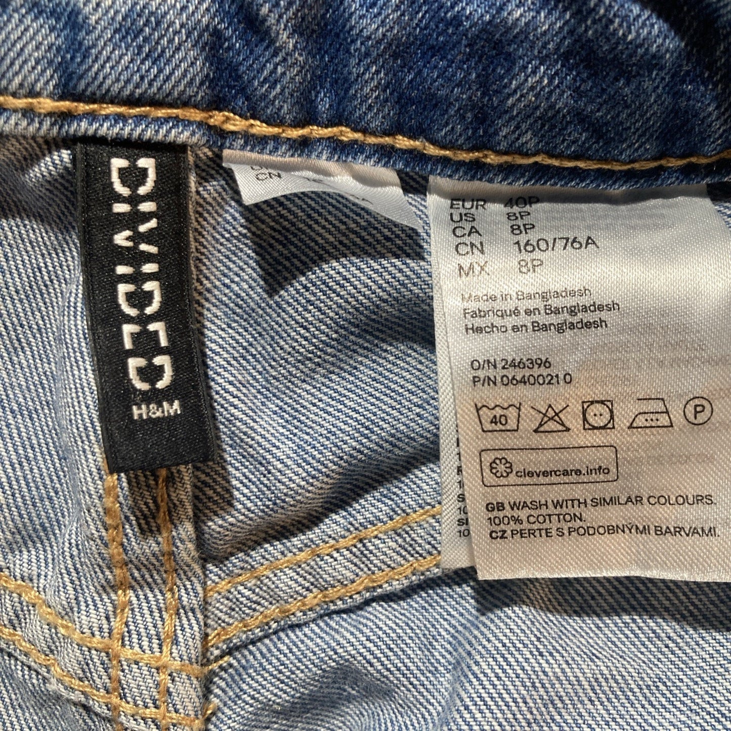 Divided H&M Ankle Distressed Raw Hem Women's size 8P Medium Blue Denim Jeans