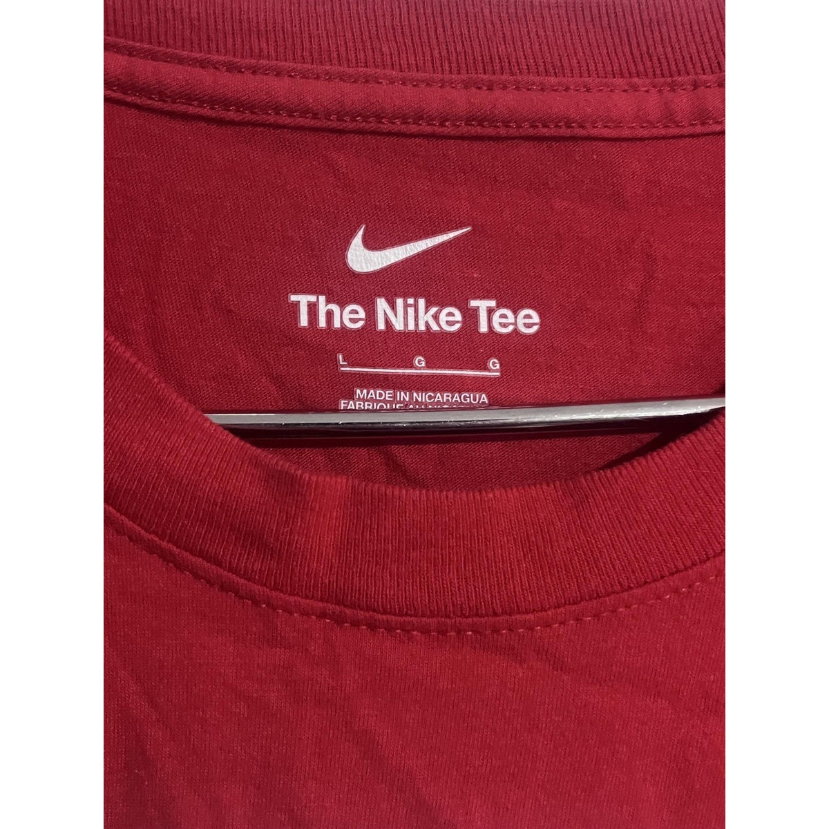 Nike Shirt Mens L Red Short Sleeve Graphic Crew Neck Cotton Tagless Jersey Logo