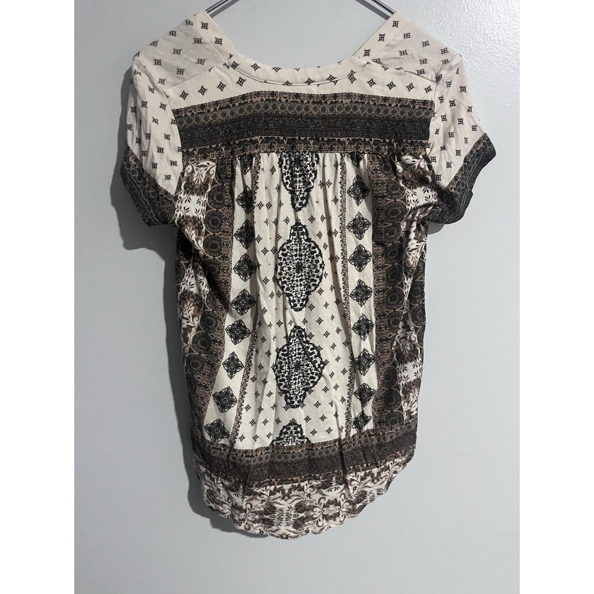 Lucky Brand Blouse Womens M Beige Tunic V-Neck Geometric Lightweight