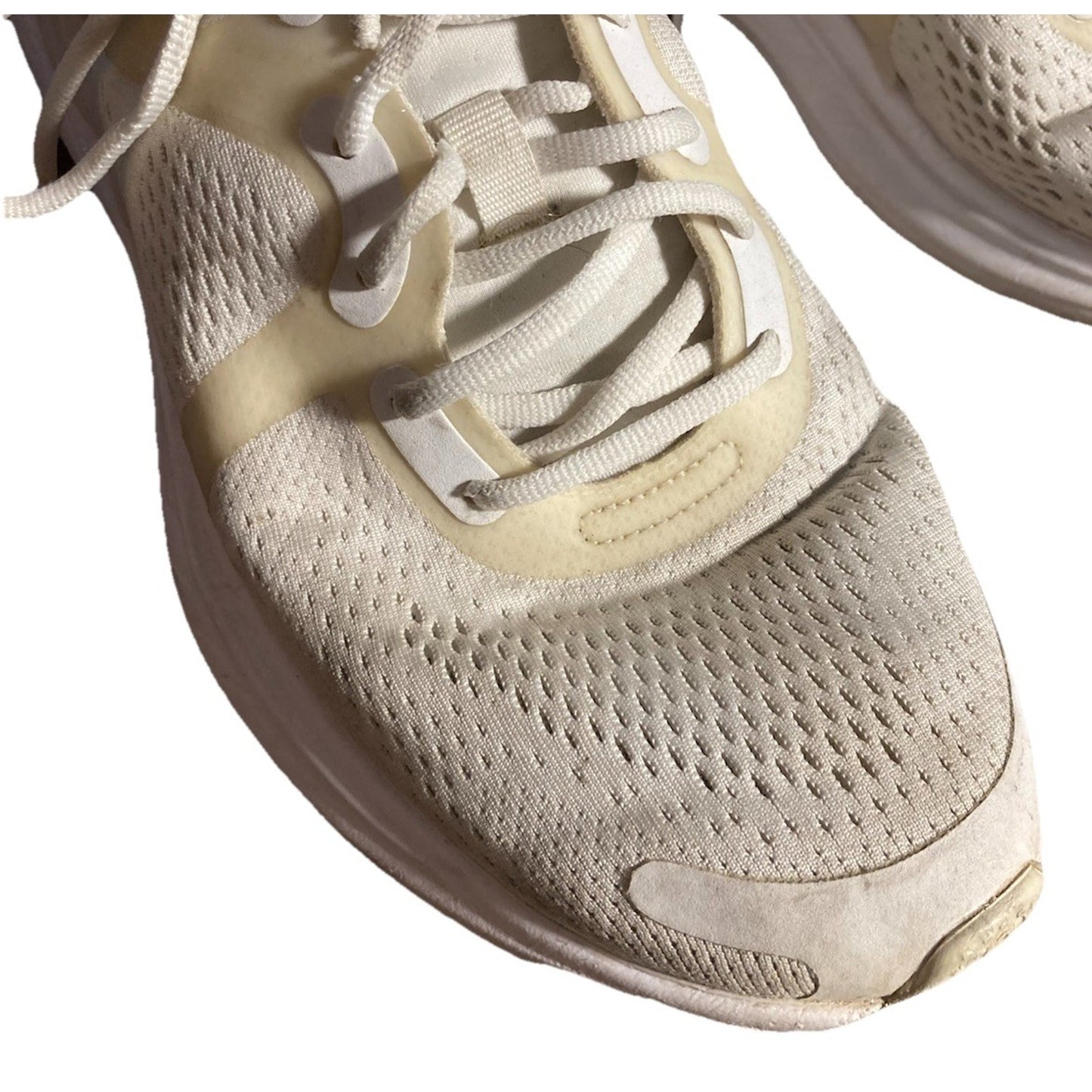 Lululemon Blissfeel Run Triple White Women’s Size 8.5 Running Shoes Sneakers