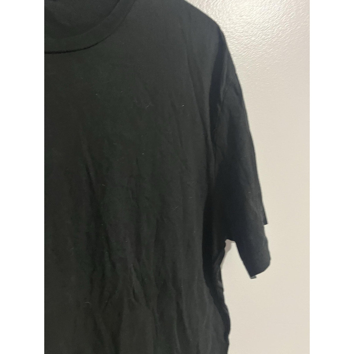 District Shirt Mens L Black Short Sleeve Crew Neck Cotton Tagless Embroidered