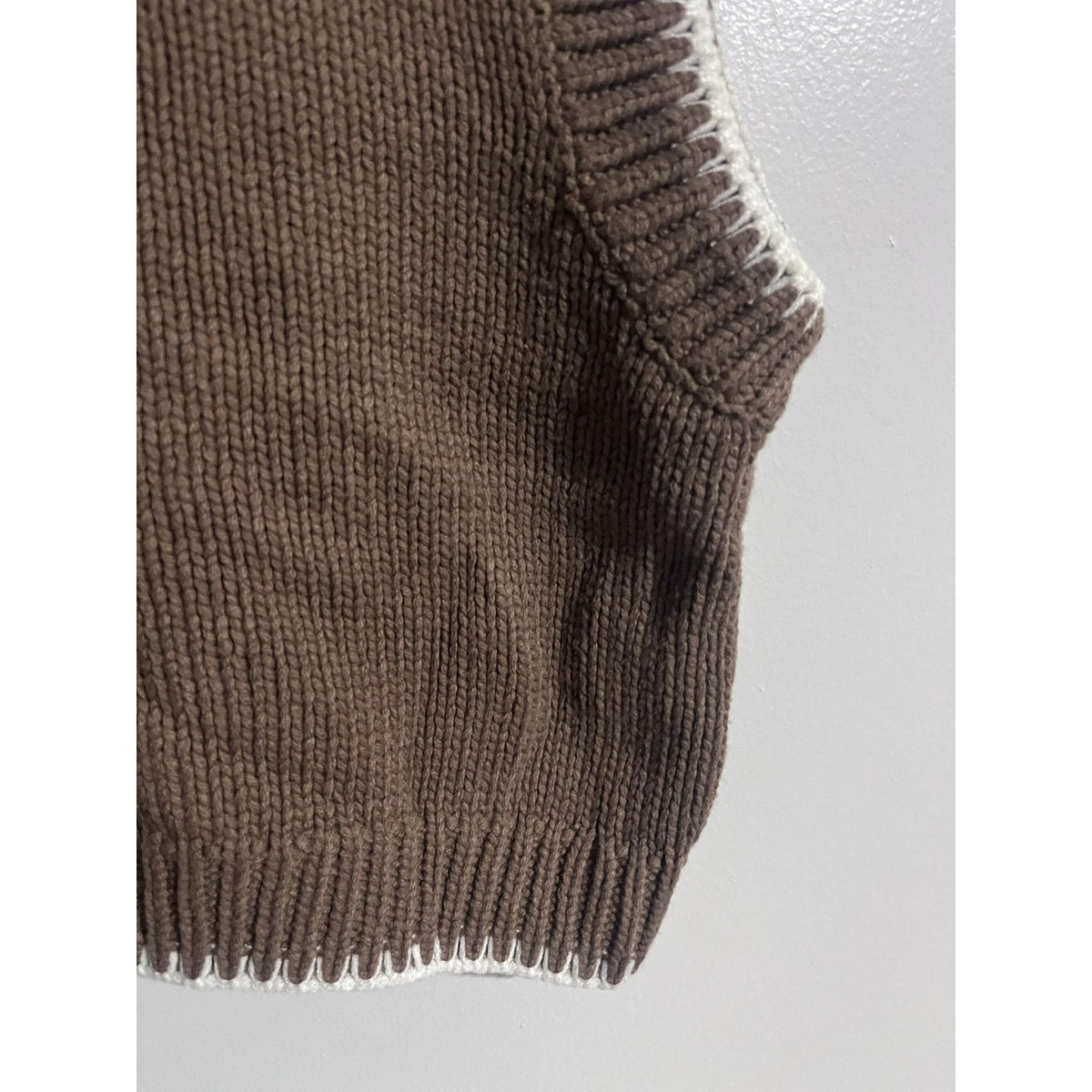 Le Lis Collection Vest Womens M Brown Chunky-Knit Crochet Trim Sleeveless