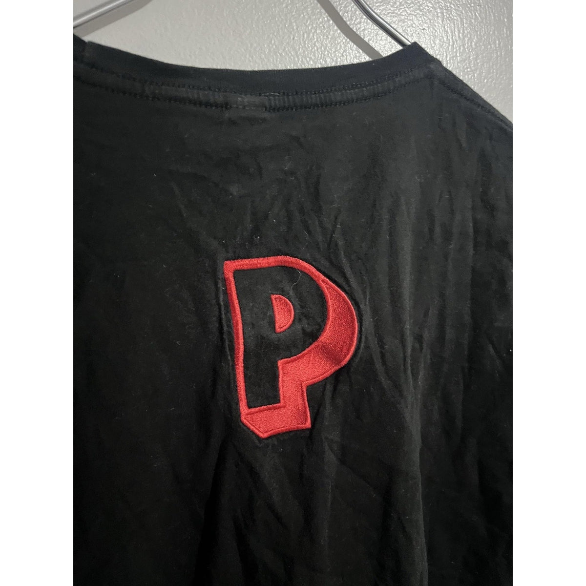 District Shirt Mens L Black Short Sleeve Crew Neck Cotton Tagless Embroidered