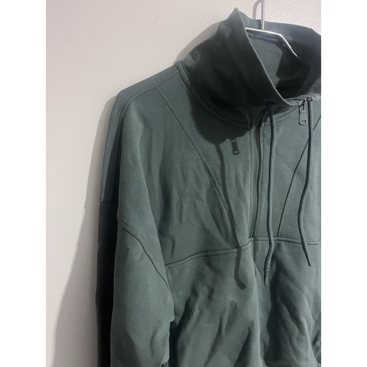 Old Navy Sweatshirt Mens L Green Pullover Zip Thumbholes Pockets Active